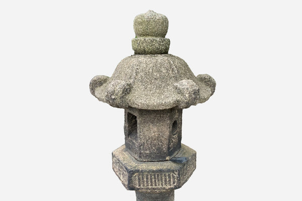 Japanese Stone lantern, Kasuga-doro, Kasuga Type